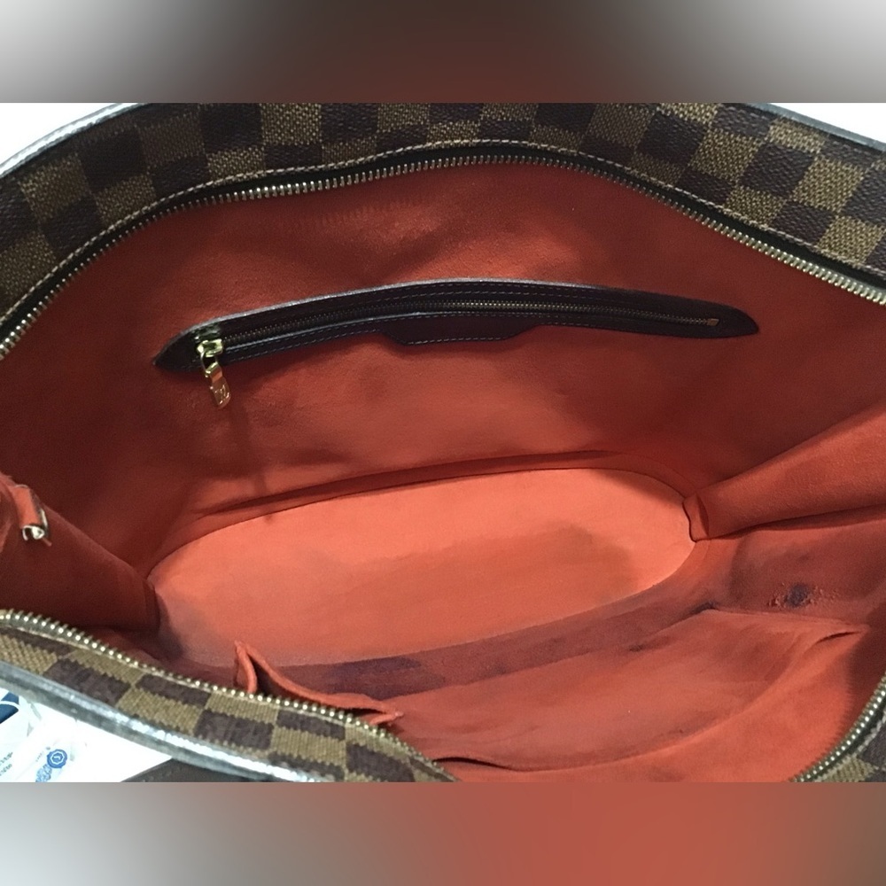Louis Vuitton Bag - Picture 15 of 16